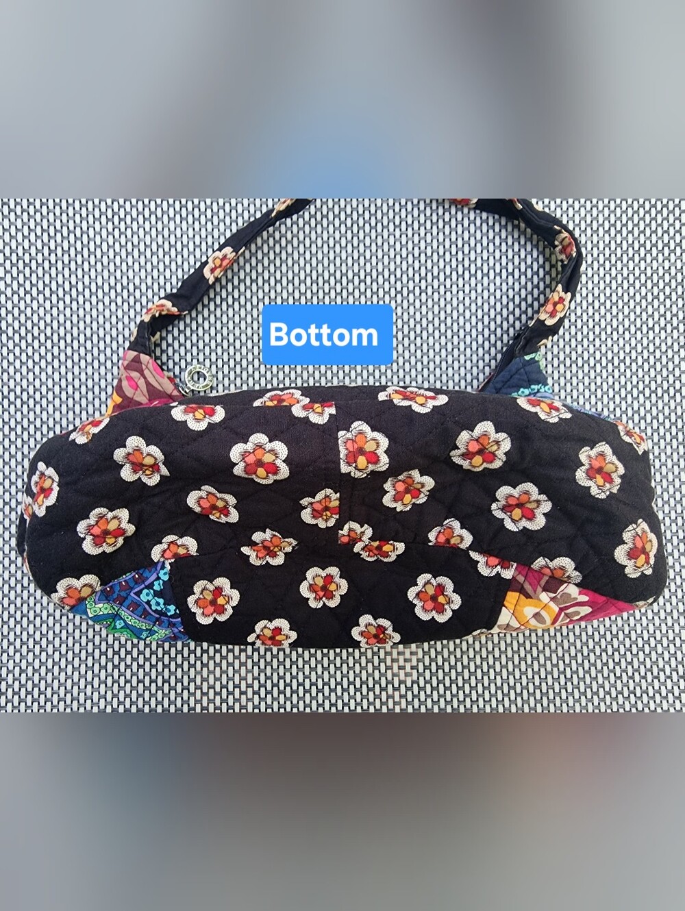 VERA BRADLEY PIROUETTE PATTERN PURSE - Picture 4 of 13